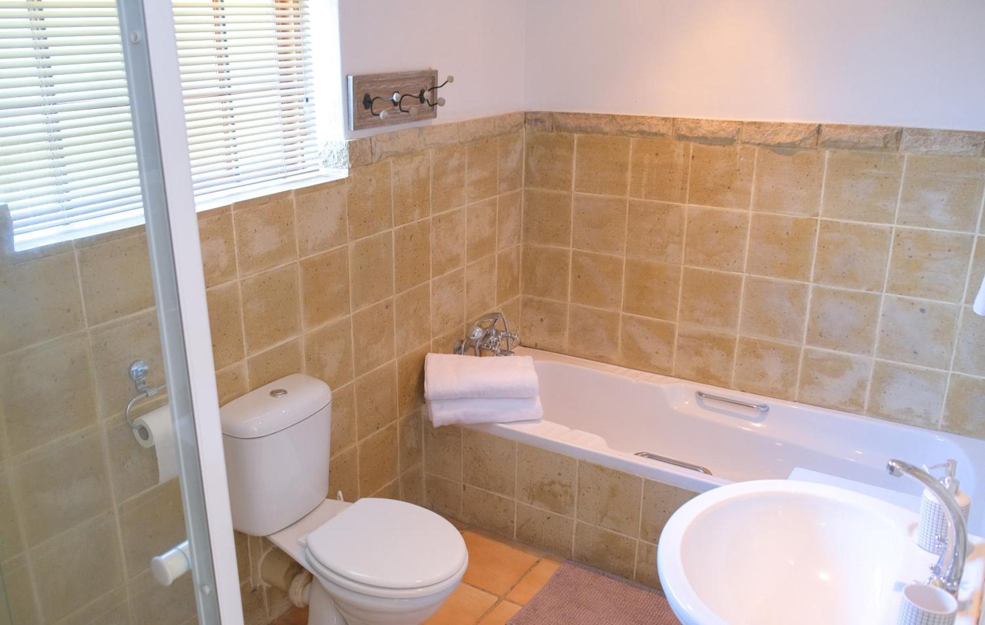 St Fort Farm Guesthouse Clarens Bagian luar foto