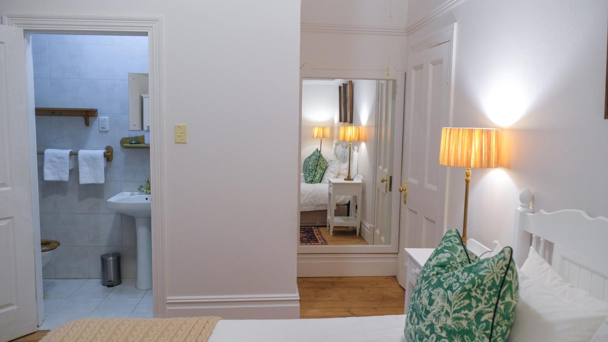 St Fort Farm Guesthouse Clarens Bagian luar foto