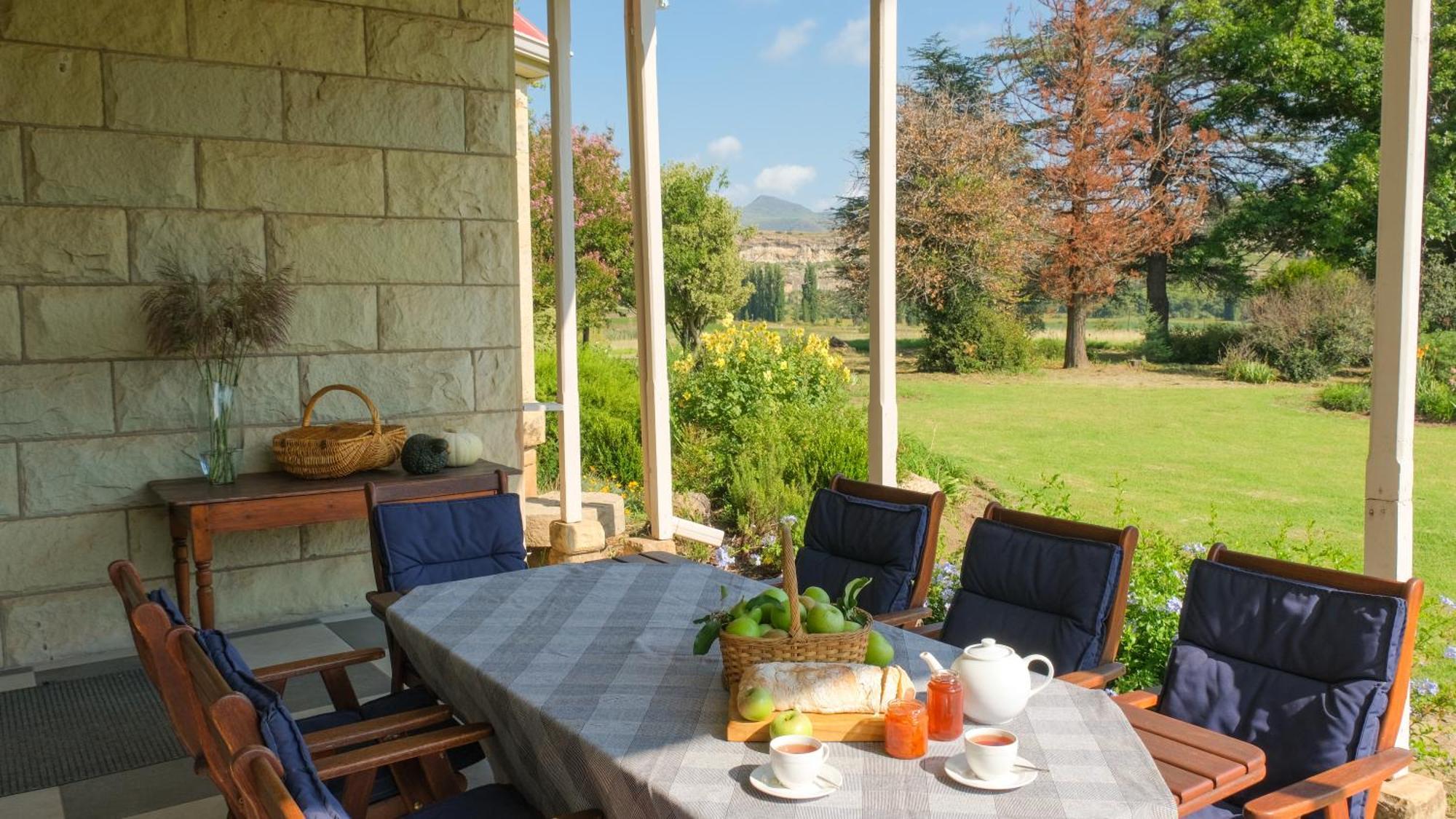 St Fort Farm Guesthouse Clarens Bagian luar foto