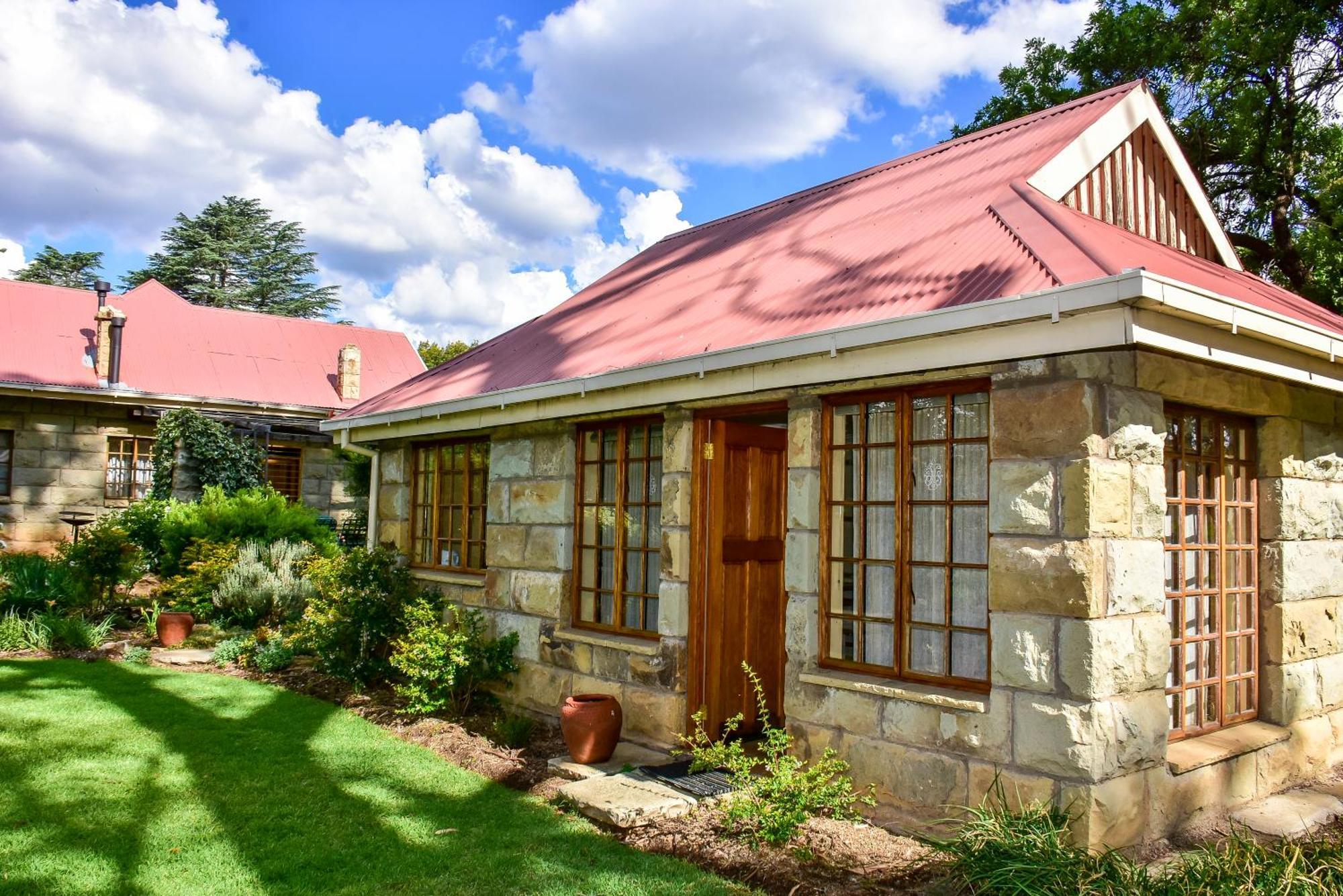 St Fort Farm Guesthouse Clarens Bagian luar foto